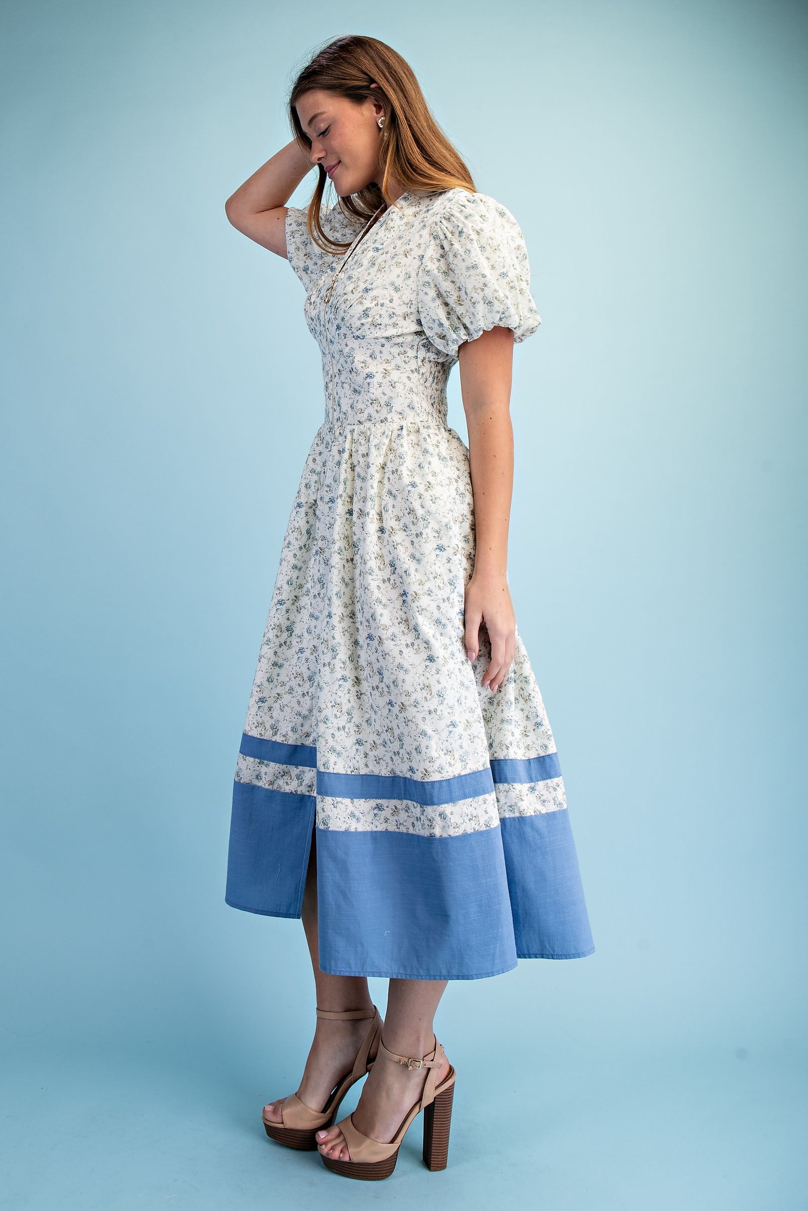 Scarlette Dress White&Blue Floral