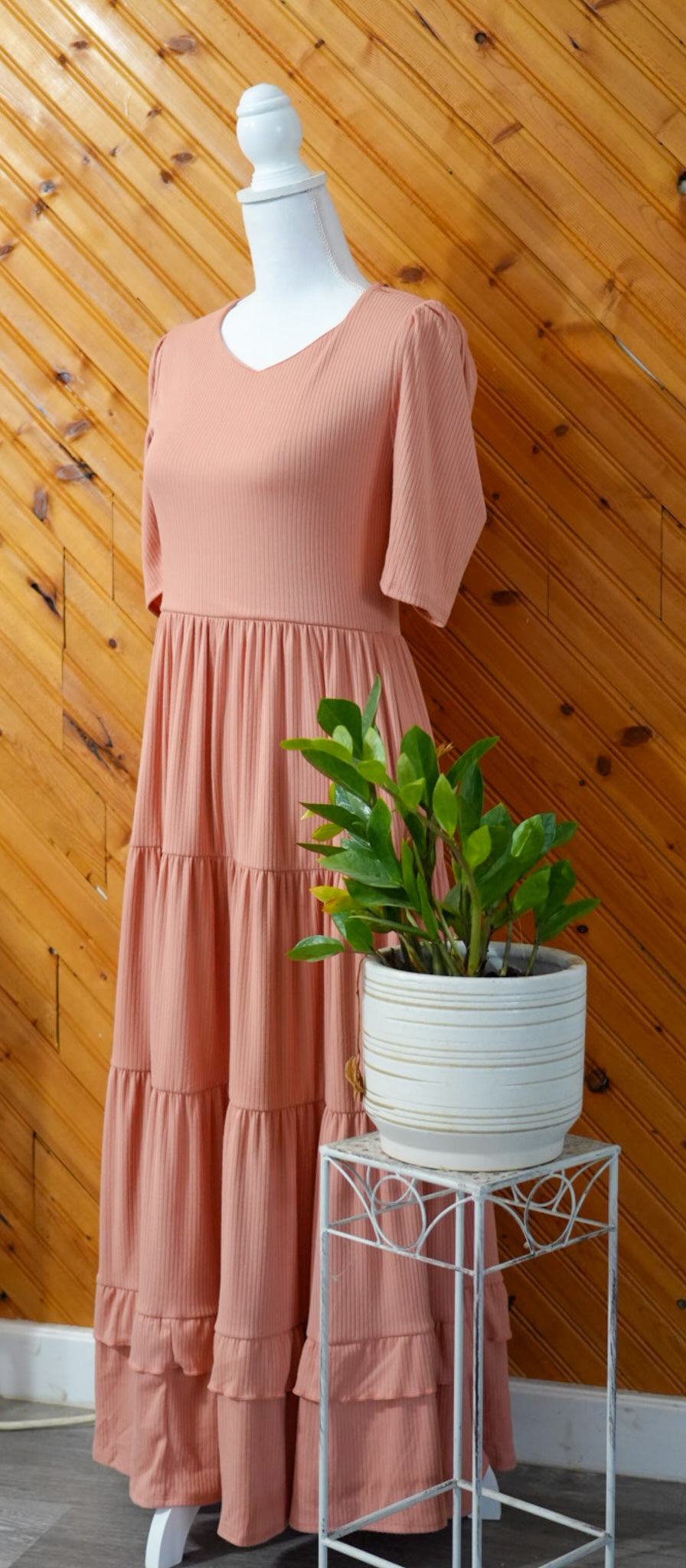 Lorena Dress Peach-Pink